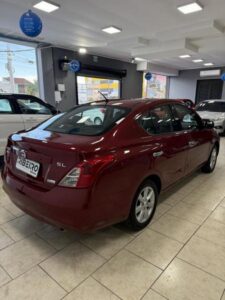 Nissan Versa 2015 — Miniatura 5