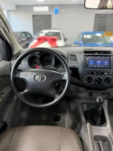 Toyota Hilux 2017 — Miniatura 11