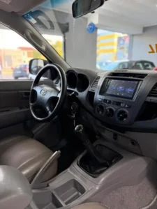 Toyota Hilux 2017 — Miniatura 14