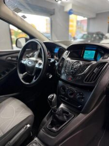 Ford Focus 2019 — Miniatura 15
