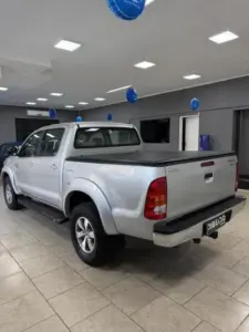 Hilux CD SR 4×2 2.7 16V/2.7 Flex Mec. - foto 5